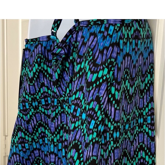 NWT Women's Tankini Top, DREAMSUIT by
Miracle Brands. Black Blue Purple. - Picture 6 of 10